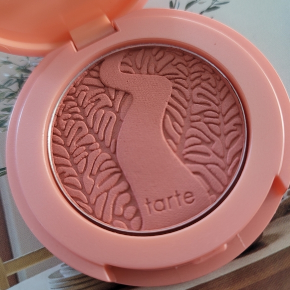 ⭐️HP⭐️TARTE -Amazonian Clay 12 Hour Longwear Powder Blush - Picture 8 of 9